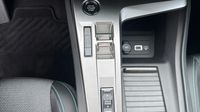 Peugeot 308 1.2 PureTech 130ch S&S Allure EAT8 — photo 16