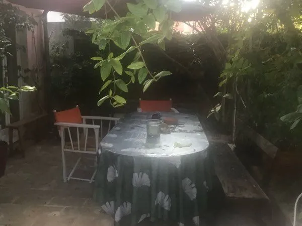 Loue chambre dans maison avec jardin calme centre-ville