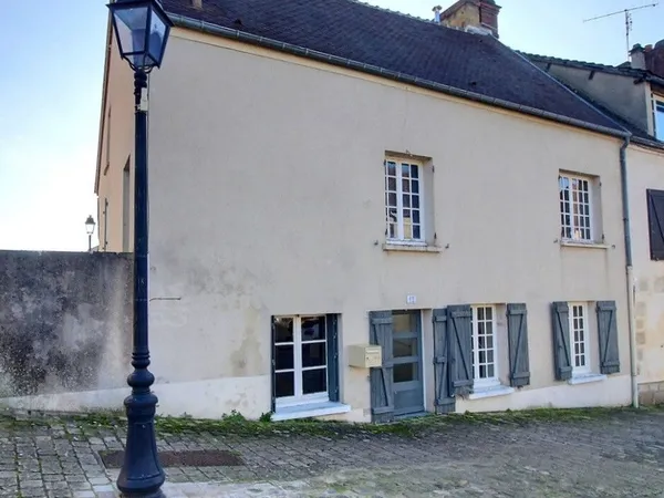 Maison EPERNON CENTRE avec jardin et garage