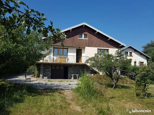 Maison 6 pièces 96 m² + sous pente