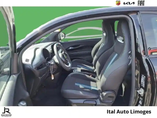 Abarth 500 e 155ch 42kwh  4cv (-3600? prime cee à particulier déduit) — photo 38
