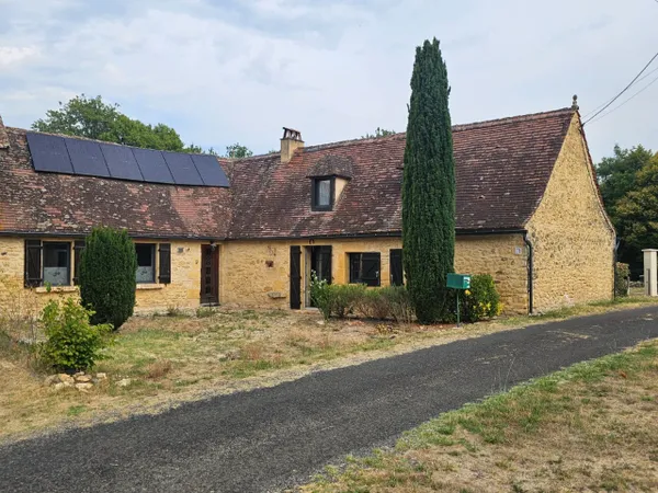 MAISON PERIGOURDINE EN PIERRE, AVEC PHOTOVOLTAÃQUES, 3 CHAMBRES
