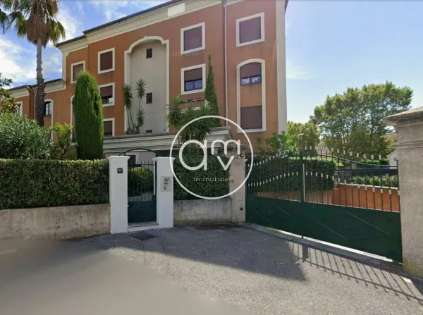 Stationnement Location Le Pradet 102€