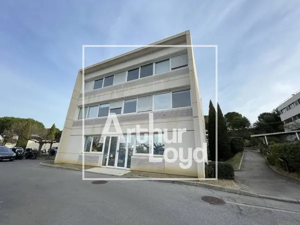Bureaux 1194 m²