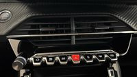 Peugeot 208 e-208 136ch Like — photo 26
