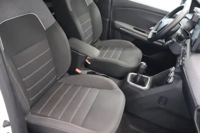 Dacia Jogger eco-g 100 5 places — photo 10