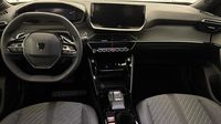 Peugeot 2008 1.2 Hybrid 145ch Allure e-DCS6 — photo 11