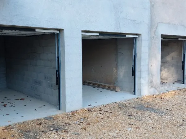 Box / garage