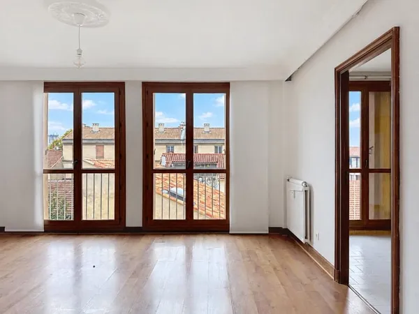 Avignon Intra-muros Appartement 2 Pièces 44m²