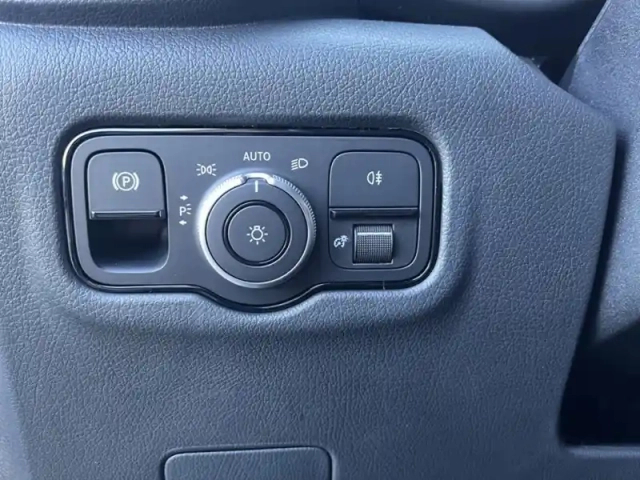 Mercedes Vito 116 cdi tourer / 9 places / se — photo 20