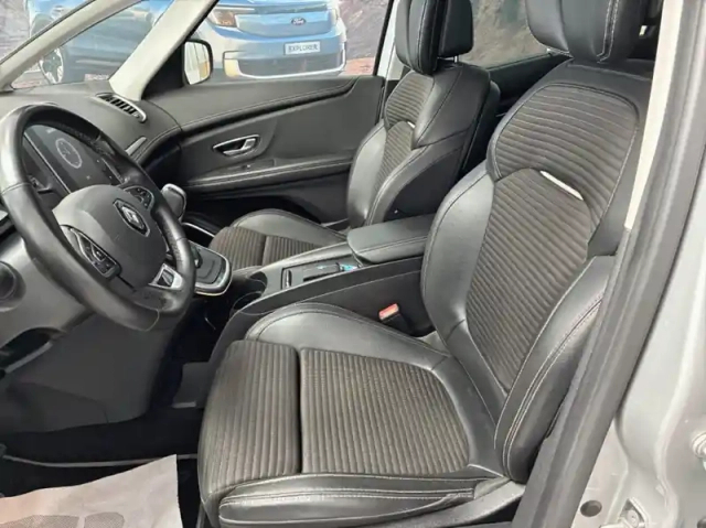 Renault Scenic 1.6 dci 160ch energy intens edc — photo 10