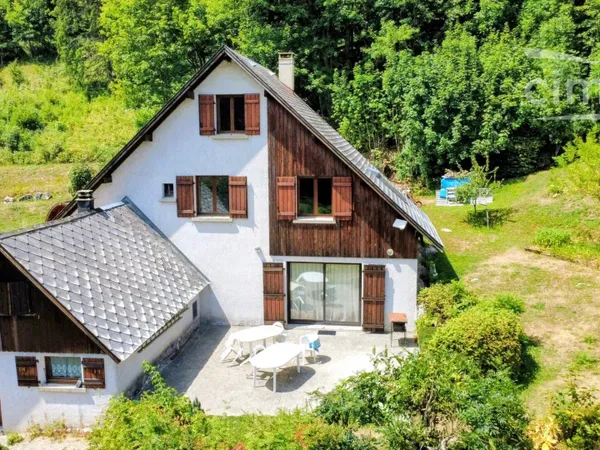 Maison 4 chambres avec magnifique vue dégagée montagne