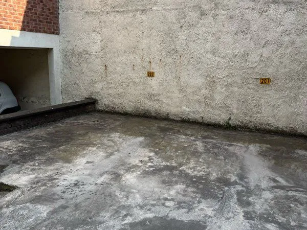 Place de parking sécurisée