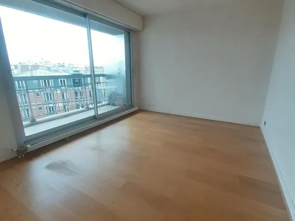 Studio avec balcon à louer Paris 15ème