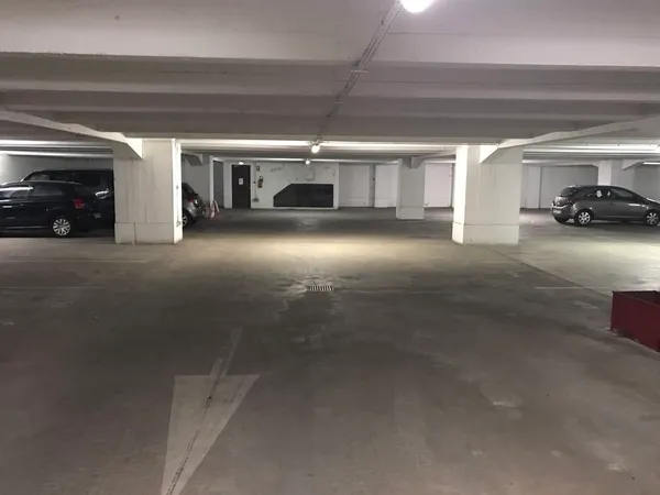 PLACE DE PARKING EN SOUS SOL DIJON