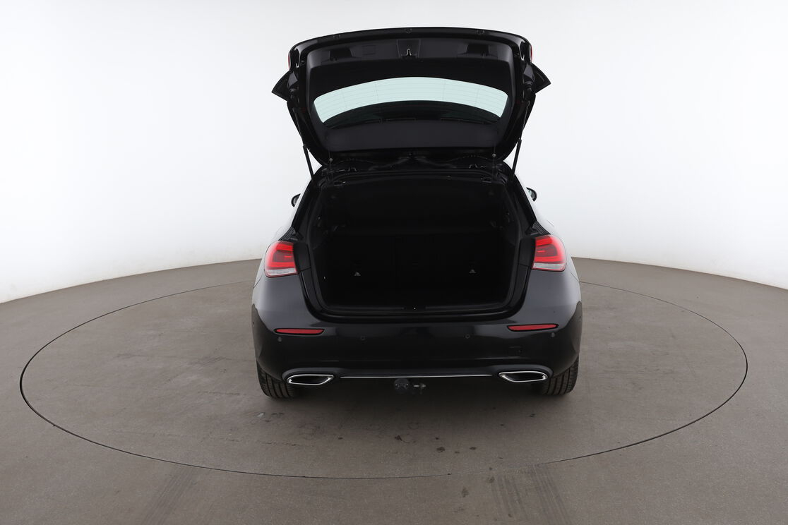 Mercedes-Benz Classe A 180 d Progressive Line 8G-DCT — photo 15