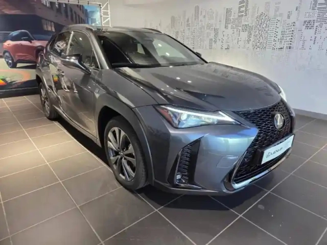 Lexus Ux 300h f sport design 2wd mc25
