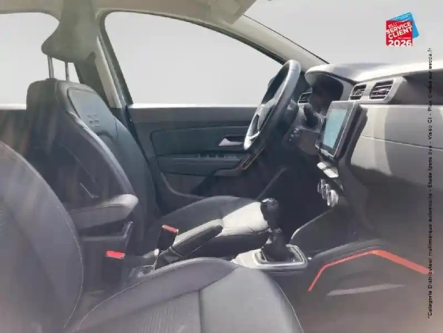 Dacia Duster 1.0 eco-g 100ch extreme 4x2 gps — photo 5