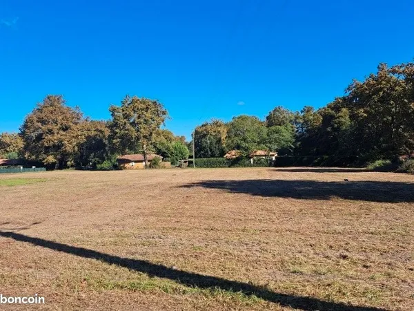 Terrain de 1515m²