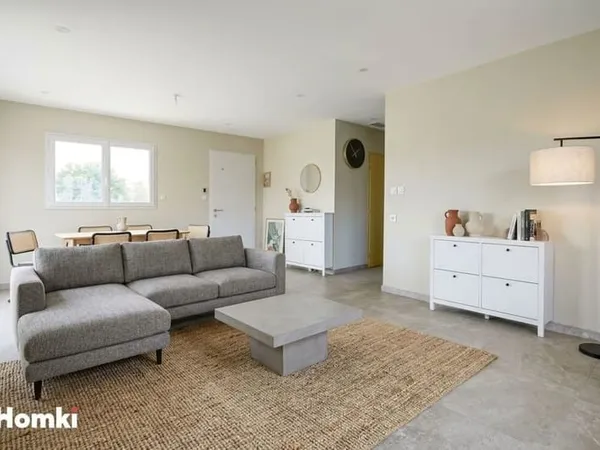 Maison/Villa T5 de 123 m² à Saint-Estève 66240