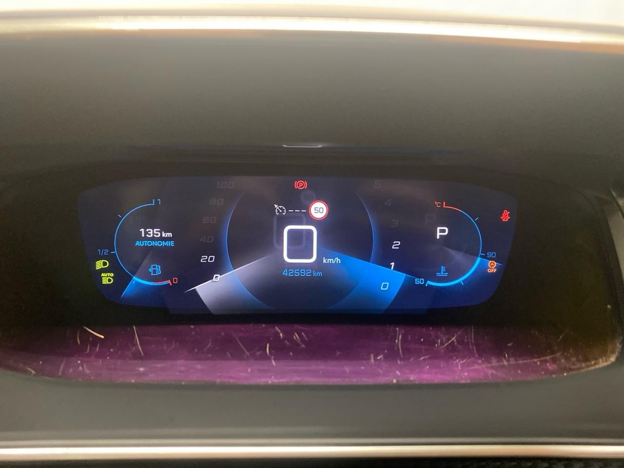 Peugeot 2008 puretech 130 s&s eat8 gt — photo 19