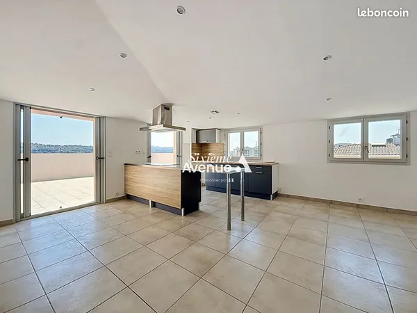 Appartement 4 pièces 77 m²