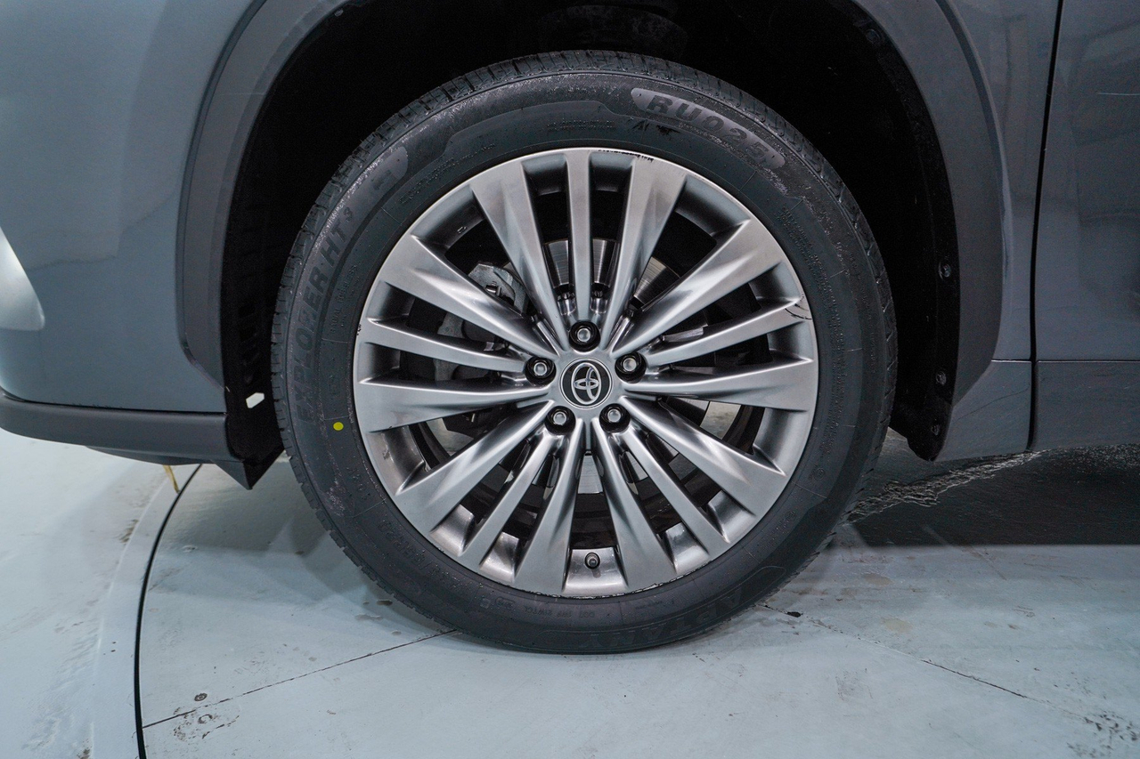 Toyota HIGHLANDER — photo 10