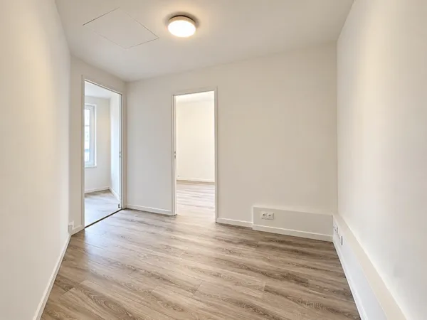 Local commercial 1 pièce 30 m²