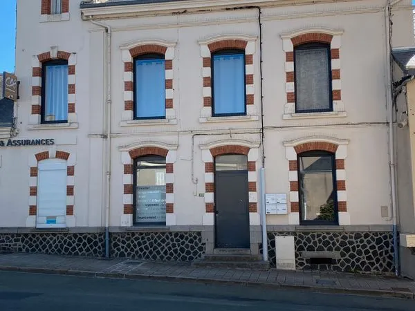 Studio meuble centre bourg martigné