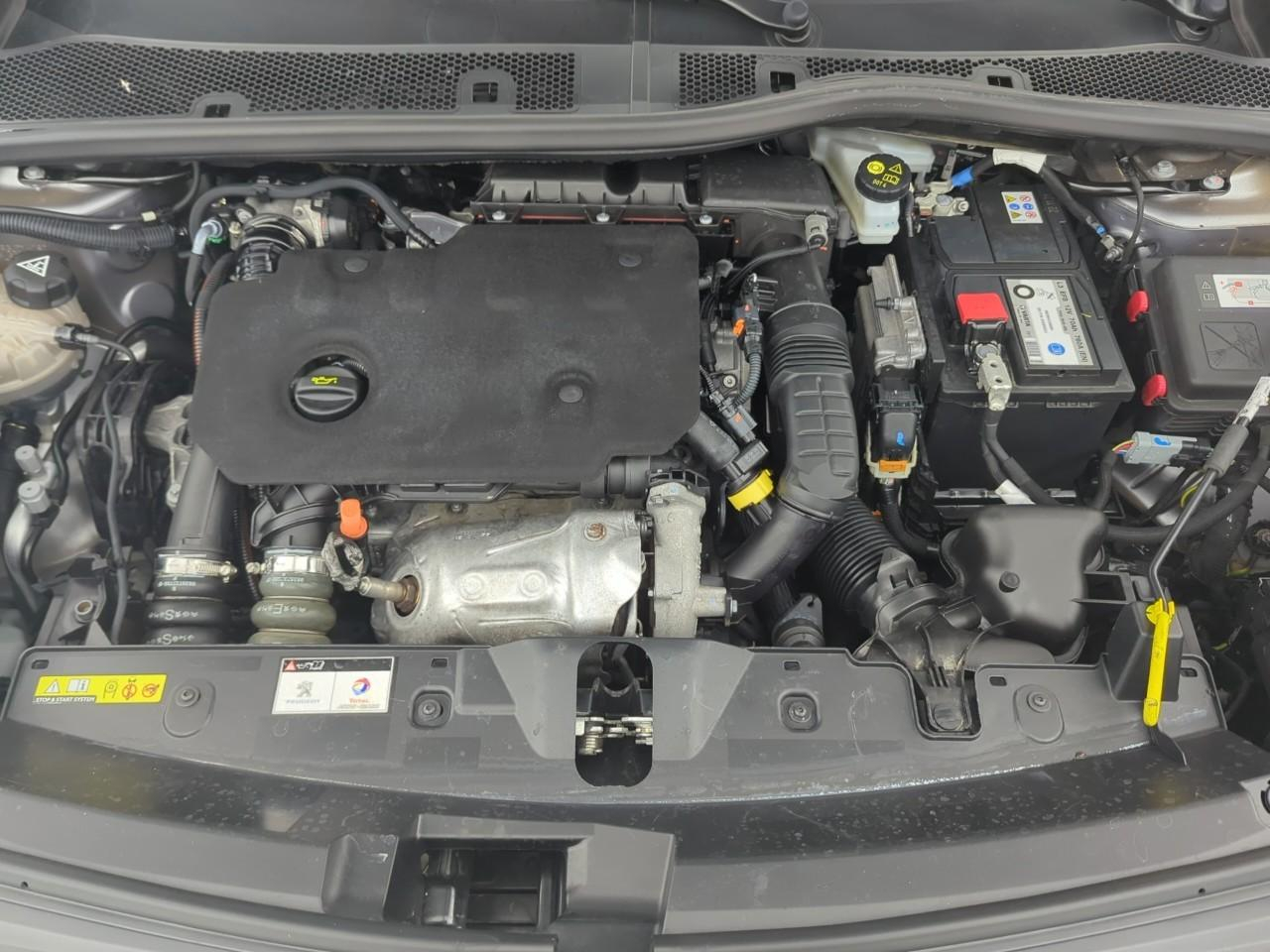 Peugeot 2008 bluehdi 130 s&s eat8 allure pack — photo 16