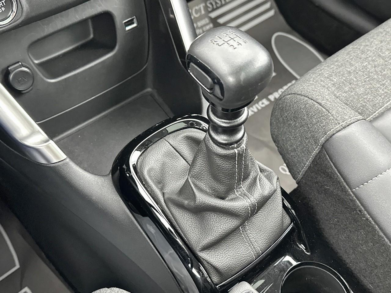Citroën C3 Aircross puretech 110 s&s bvm6 shine pack — photo 31