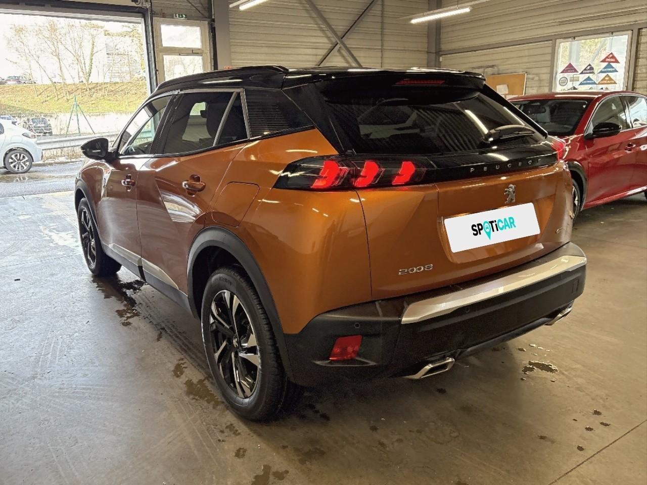 Peugeot 2008 puretech 130 s&s bvm6 gt — photo 7