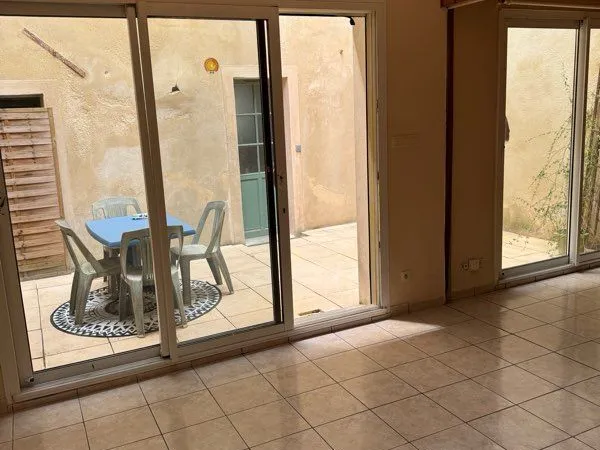 Appartement avec cour