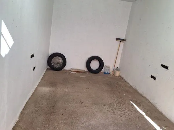 Garage à saisir