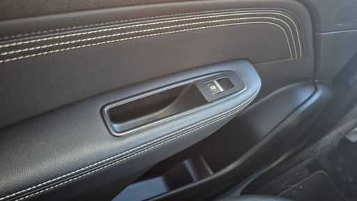 Renault Arkana 1.6 E-Tech 140 Hybride BVA6 - Techno – 2022 – 69739 km – Hybride essence – Boîte Automatique — photo 5