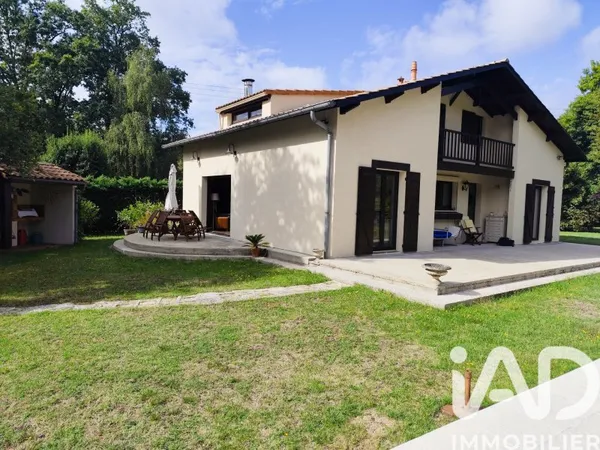 Maison 4 pièces 140 m²