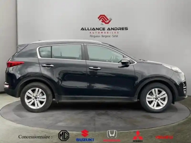 Kia Sportage 1.7 crdi 115ch isg active 4x2 — photo 6