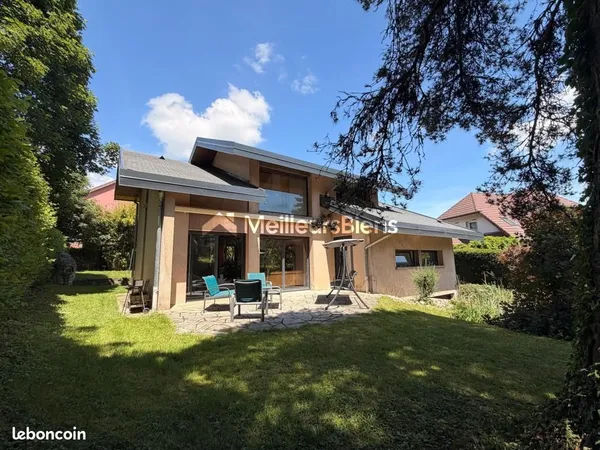 Maison 8 pièces 184 m²