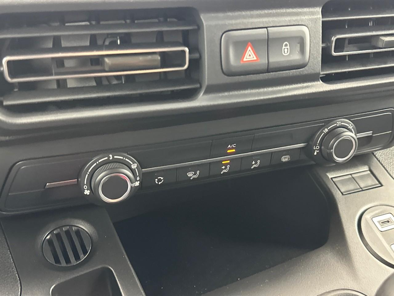 Citroën Berlingo van m diesel 100 ch manuelle — photo 27