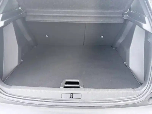 Peugeot 2008 puretech 130 s&amp;s eat8 — photo 10