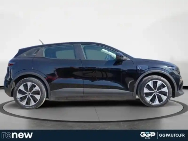 Renault Megane e-tech electric ev60 130ch evolution er super charge -b — photo 6