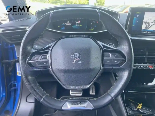 Peugeot 2008 moteur électrique 136 ch — photo 14