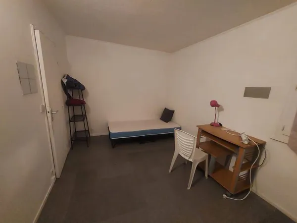 chambre de 11 M2
