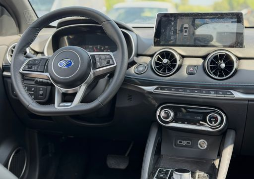 DFSK Seres 3 EV 163 - Pack Luxury – 2025 – 4500 km – Électrique – Boîte Automatique
