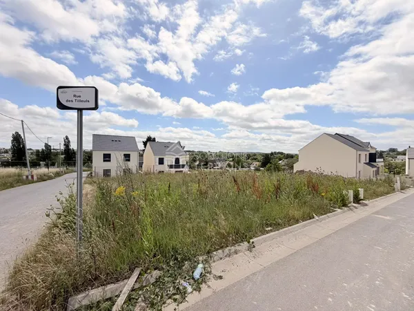 Terrain en individuel 548 m²