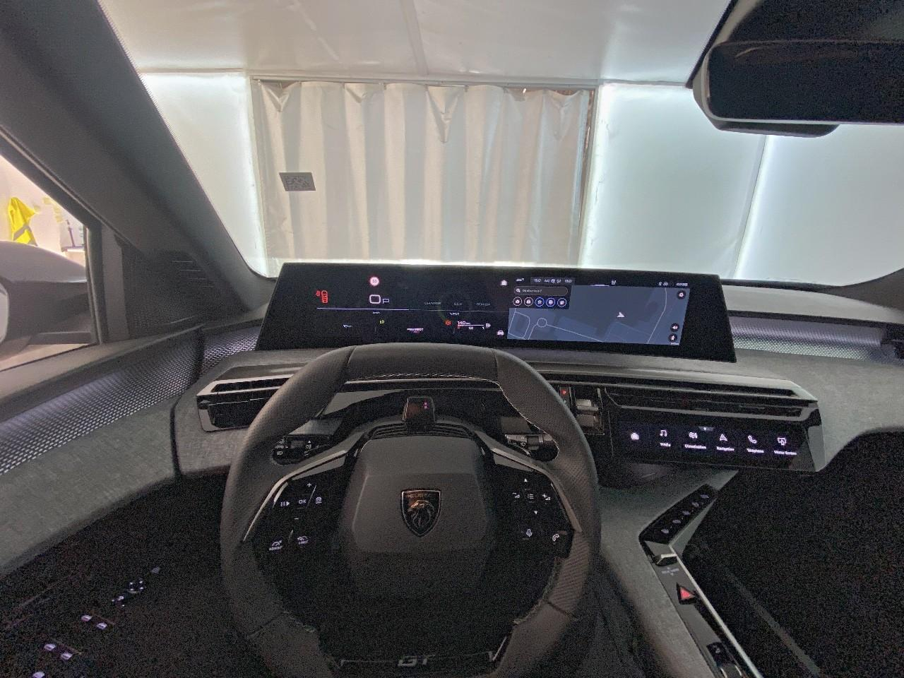 Peugeot 3008 hybrid 145 e-dcs6 gt — photo 12