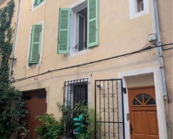 Grande maison de ville 115 m2 à louer