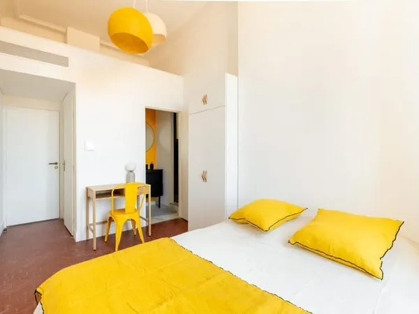 Chambre 14m² - YOLOCOLIVING