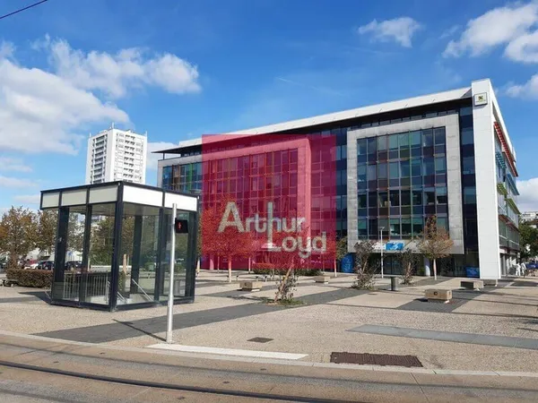 Bureaux 797 m²