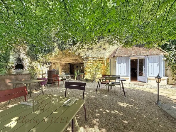 Local commercial 3 pièces 94 m²